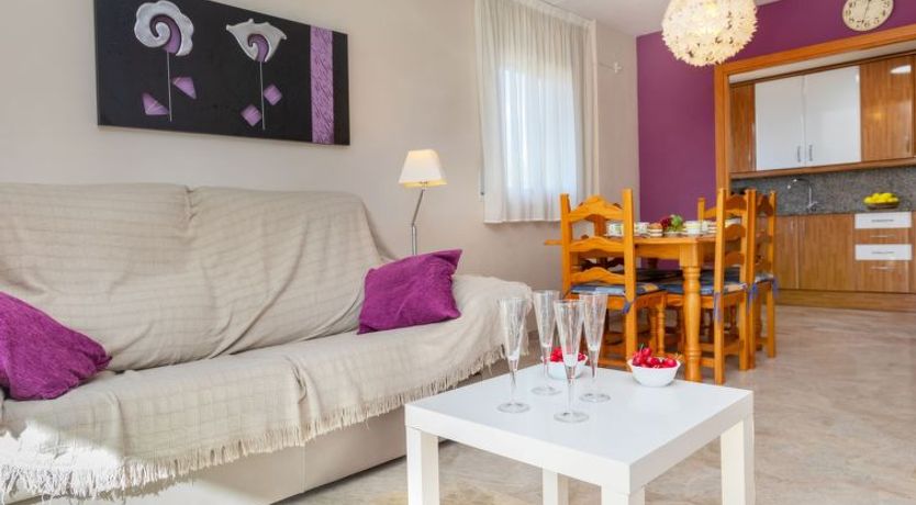 Photo of Ventura Park Apartment 2