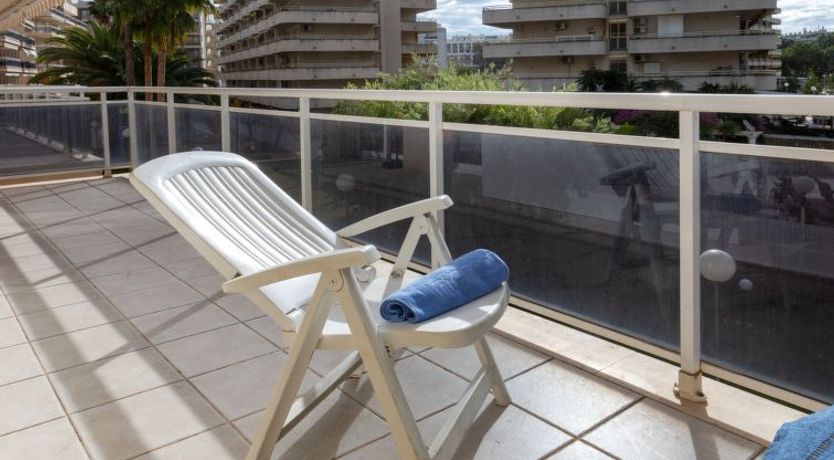 Photo of Ventura Park Apartment 2