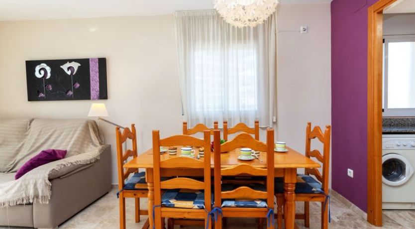 Photo of Ventura Park Apartment 2