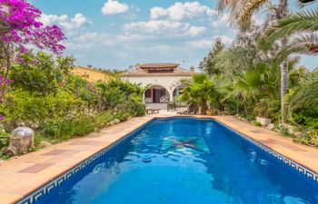 El Paraiso Holiday Home