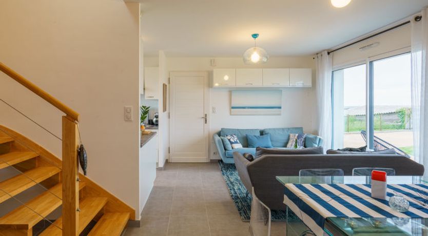 Photo of Les pieds dans l'eau