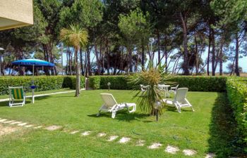 Cerrano Apartment 2 Holiday Home