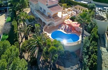 Casa Piedra Holiday Home