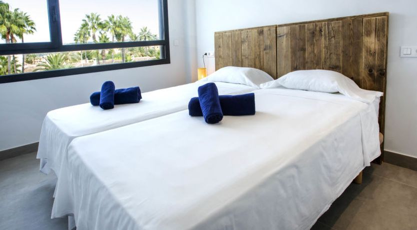 Photo of Golden Ray Duplex