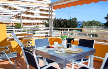 Voramar Apartment 10 Holiday Home
