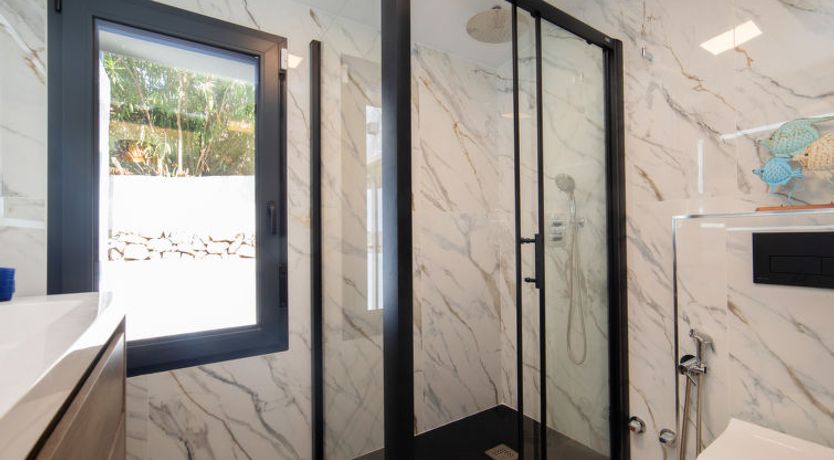 Photo of Estrella Azul