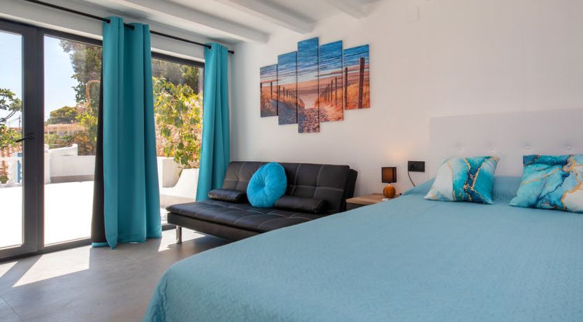 Photo of Estrella Azul