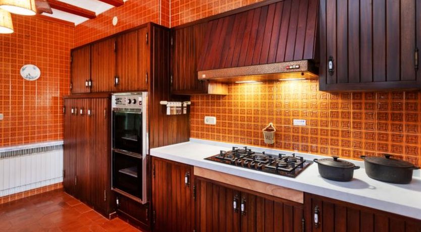 Photo of Les Oliveres