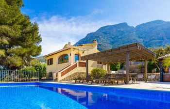 Casa Xirimoia Holiday Home