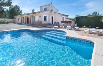 Villa Armonia Holiday Home