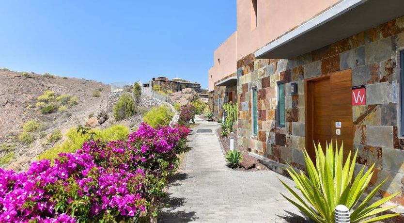 Photo of Los Lagos 37