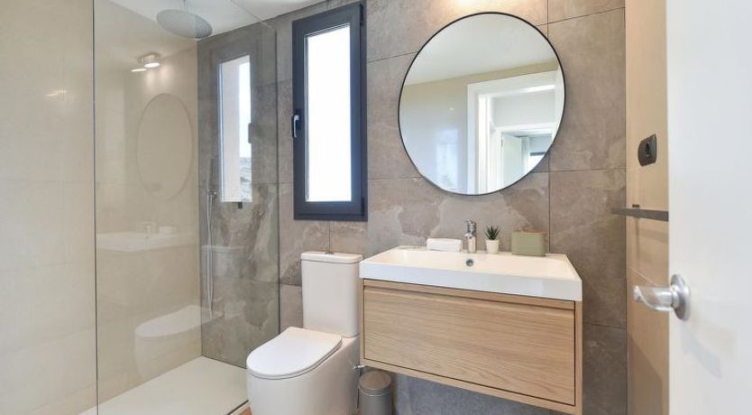 Photo of Los Lagos 37