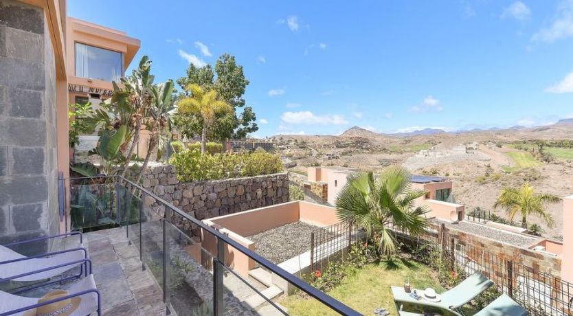 Photo of Los Lagos 37