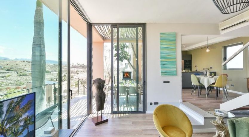 Photo of Los Lagos 37