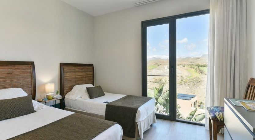 Photo of Los Lagos 37