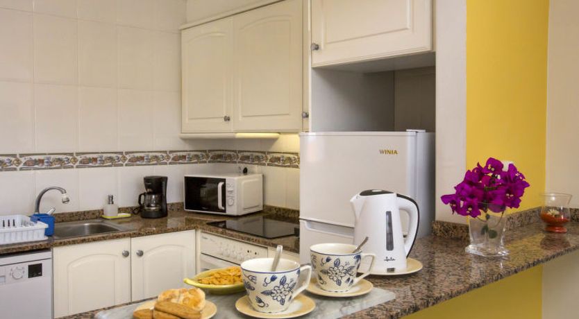 Photo of La Giralda F Apartment 2