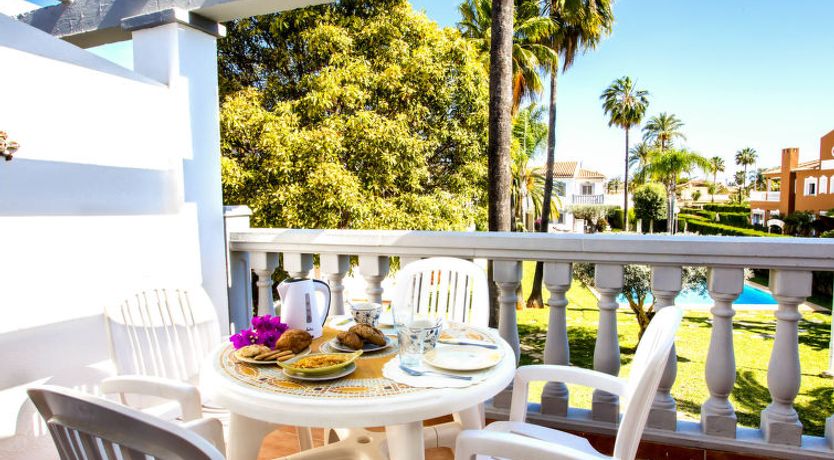 Photo of La Giralda F Apartment 2