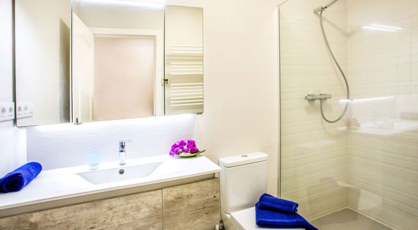 Photo of La Giralda F Apartment 2