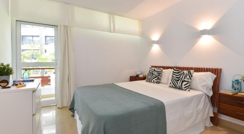 Photo of Charca CM18