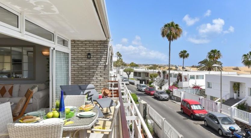 Photo of Charca CM18