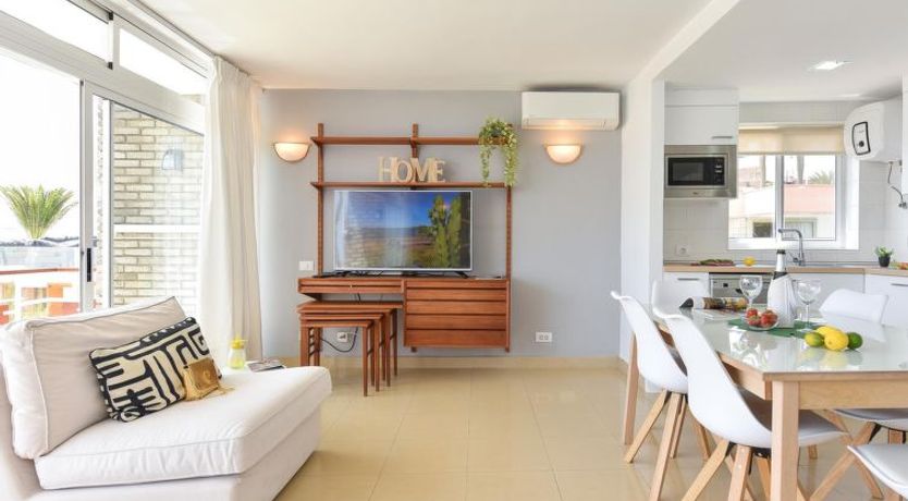 Photo of Charca CM18