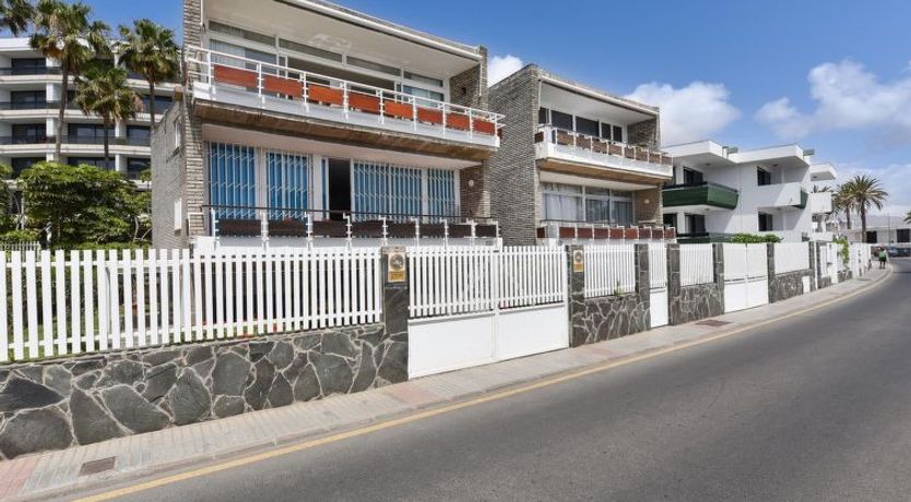 Photo of Charca CM18