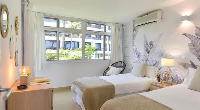 Photo of Charca CM18