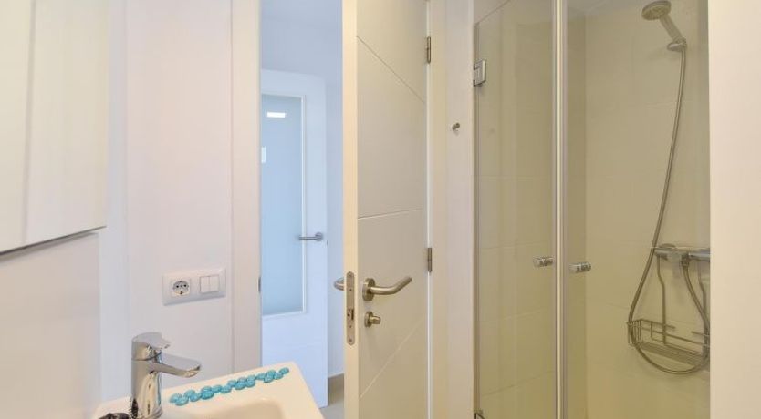 Photo of Charca CM18