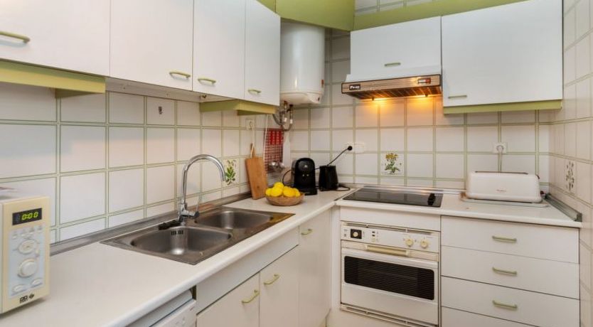 Photo of Arquus Apartment 2