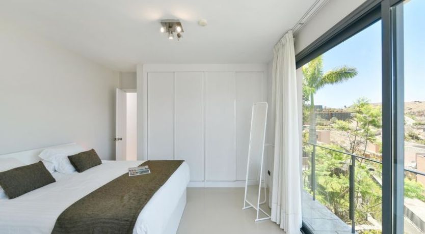 Photo of Los Lagos 36