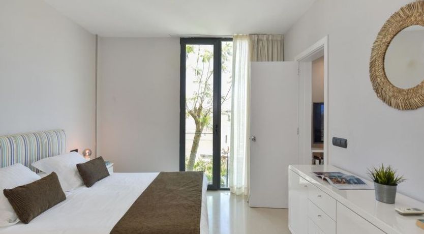 Photo of Los Lagos 36