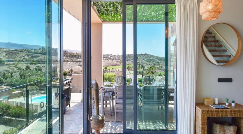 Photo of Los Lagos 36