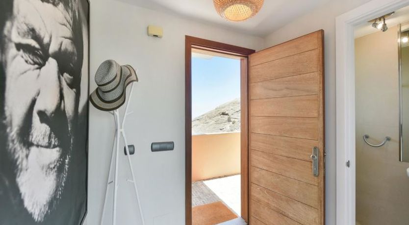 Photo of Los Lagos 36