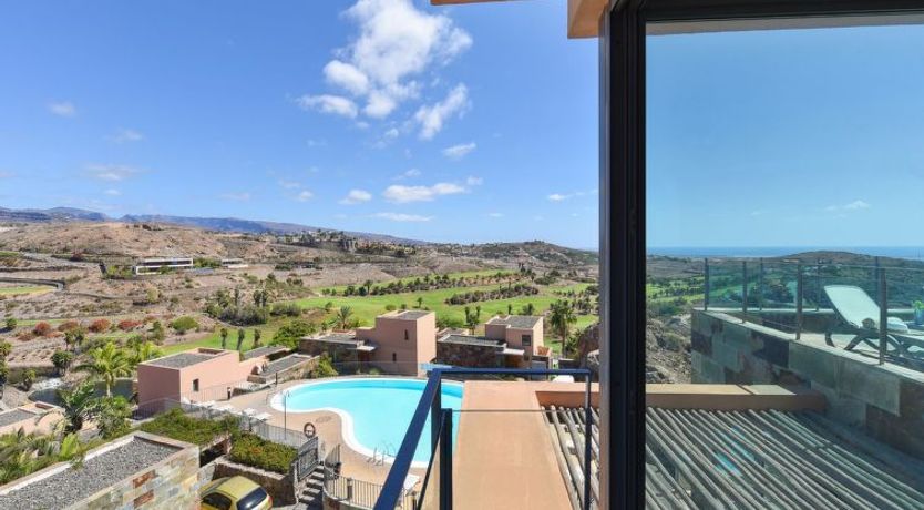 Photo of Los Lagos 36