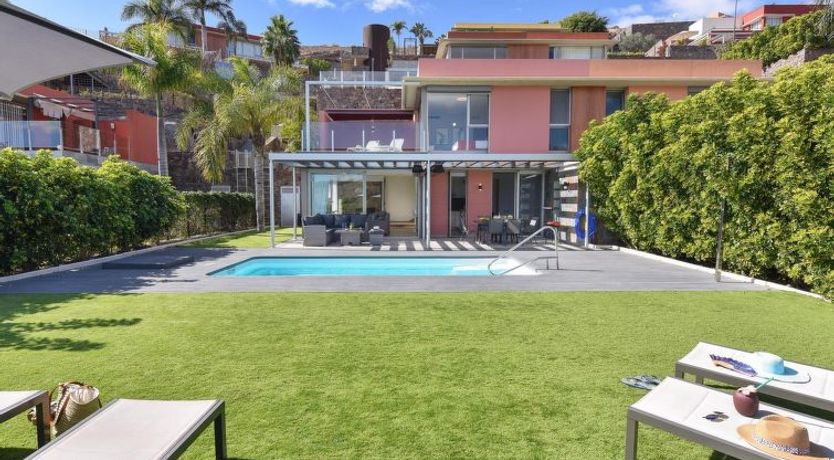 Photo of Los Dragos 13