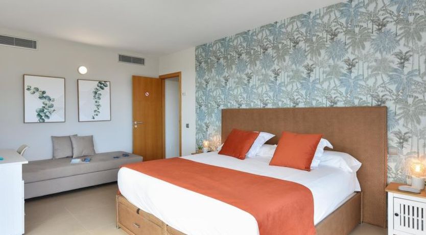 Photo of Los Dragos 13