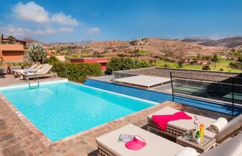 Salobre Villa 6 Holiday Home