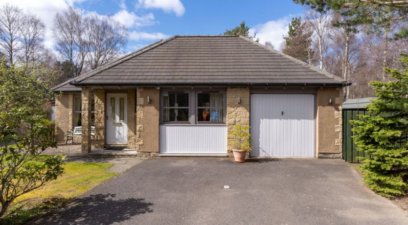 Photo of Falcon Lodge