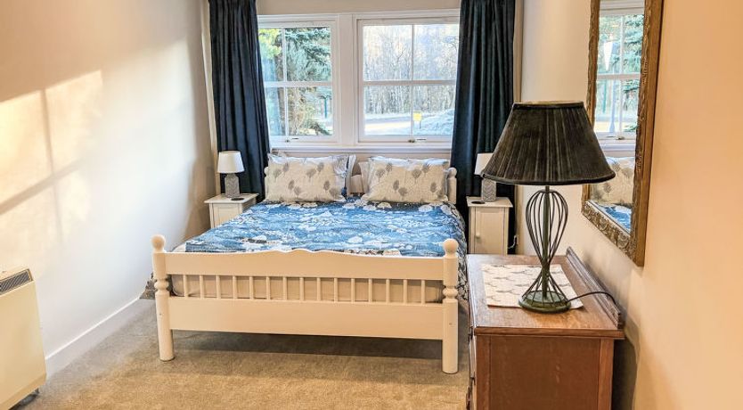 Photo of Falcon Lodge