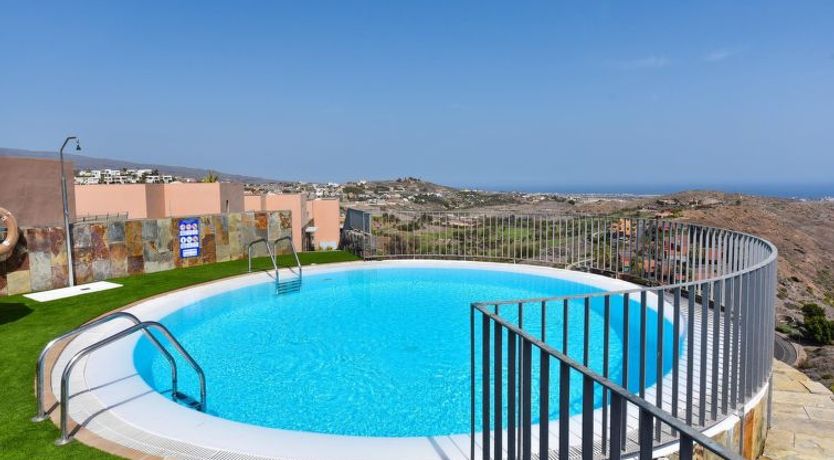 Photo of Los Lagos 38