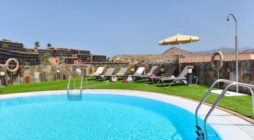 Photo of Los Lagos 38