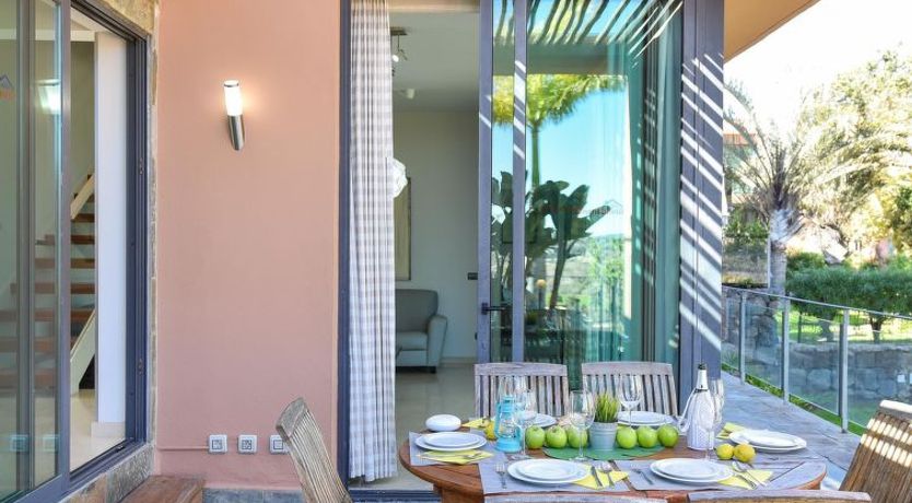 Photo of Los Lagos 38