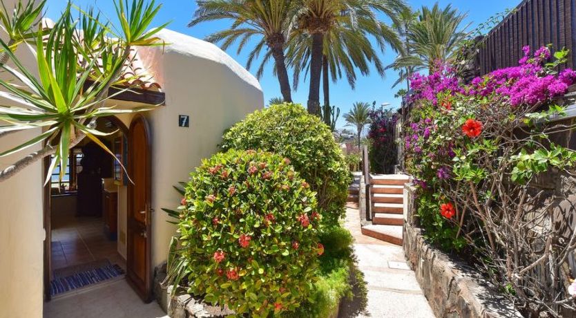 Photo of Roca del Mar