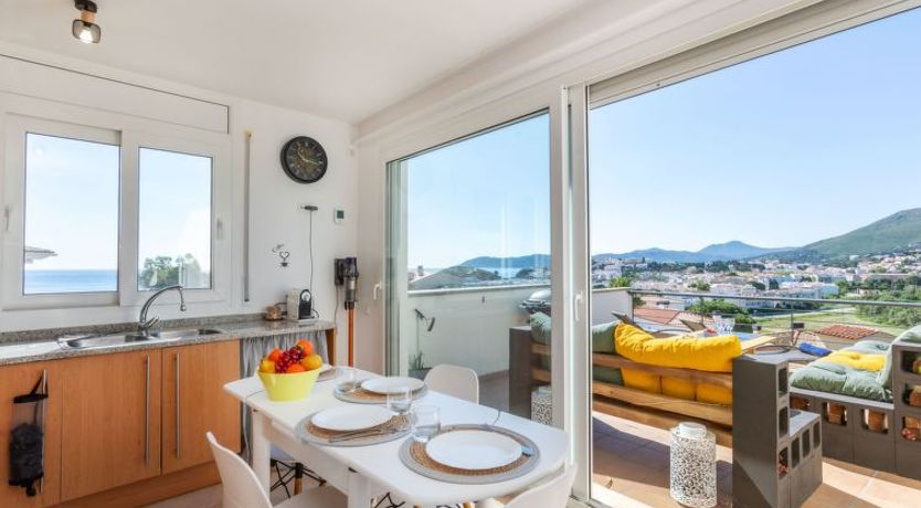 Photo of Sant Gen&iacute;s