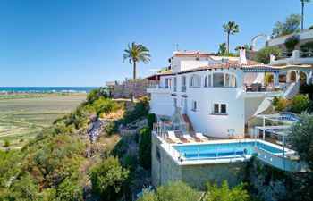 Villa Karma Holiday Home