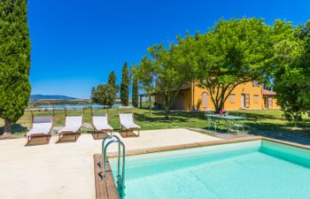 Capo il Cerro Villa sul Lago Apartment 2 Holiday Home