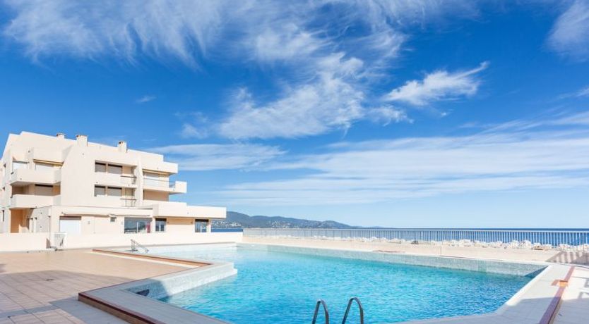 Photo of le Port de Bormes Apartment 6