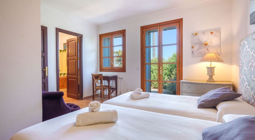 Photo of Gran Llombards