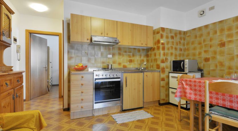 Photo of Maura Apartment 2