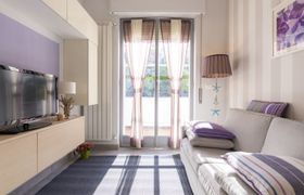 Photo of borghouse